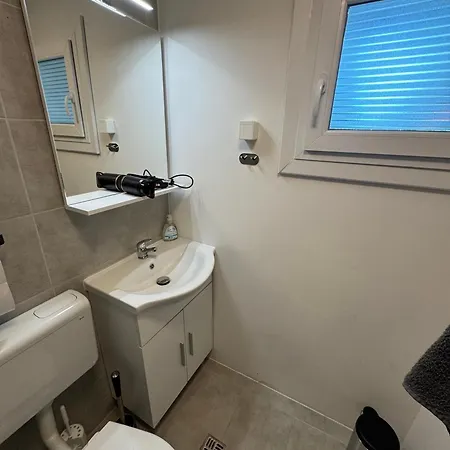 Holzhaus In Der Therme Catez - Familienfreundlich, Naehe Wintersommerriviera